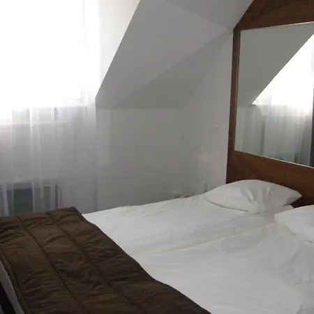 Hotel Meridian